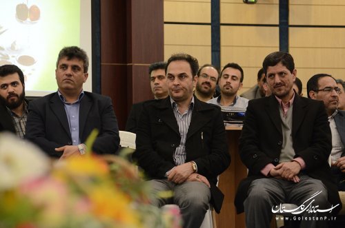 نشست صمیمی استاندار گلستان با کارکنان ستادی استانداری 
