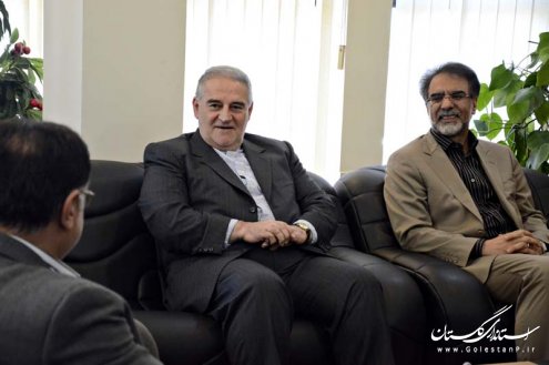معاون وزير صنعت، معدن و تجارت با استاندار گلستان ديدار كرد