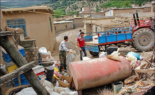 عملیات اسکان موقت روستای نرگس چال در اسرع وقت انجام شود