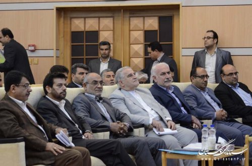 استاندار گلستان : لازمه توفیق در اقتصاد مقاومتی، همطرازی با بیانات رهبری است