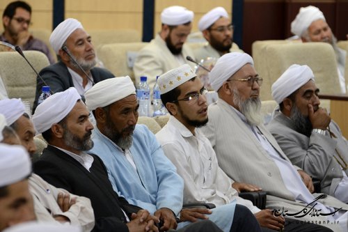 استاندار گلستان: مواضع روحانیت اهل سنت در ایجاد وحدت در منطقه قابل تقدیر است