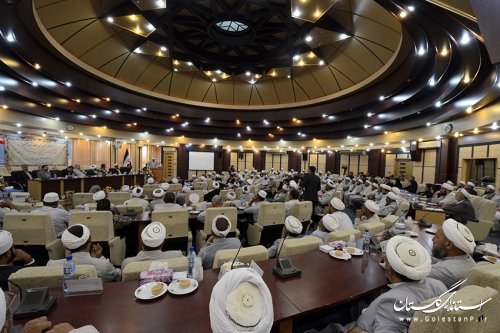 استاندار گلستان: مواضع روحانیت اهل سنت در ایجاد وحدت در منطقه قابل تقدیر است