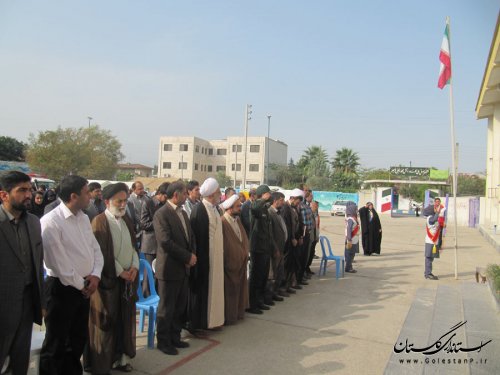 آموزش و پرورش در دوران دفاع مقدس نقش به سزایی ایفا کرد