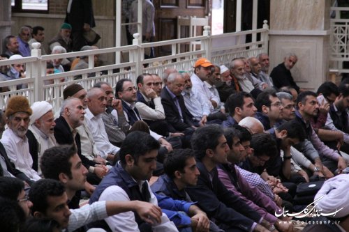 حضور اعضای ستاد سرشماری عمومی کشاورزی استان و شهرستان در نماز جمعه گرگان