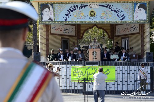 استاندار گلستان در مراسم صبحگاه ارتش؛ دفاع مقدس میراث بزرگ و ماندگار ماست