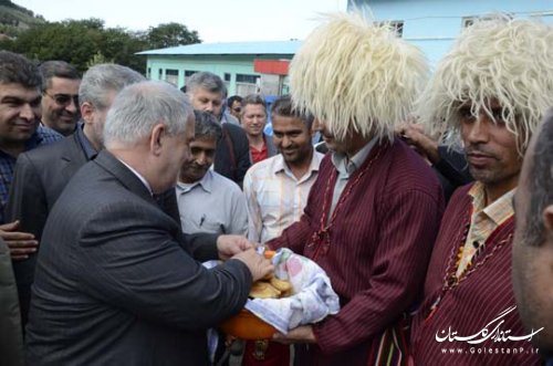 استاندار گلستان :ایجاد درآمد پایدار مشکلات روستاها را حل خواهد کرد