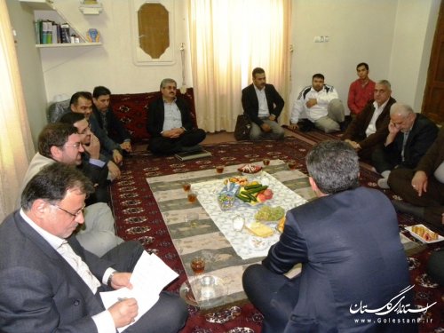 دیدار معاون سیاسی، امنیتی و اجتماعی استاندار با خانواده های 4 شهید مراوه تپه