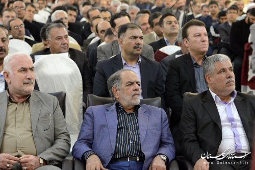 استاندار گلستان: بزرگترین دغدغه دولت و استان توسعه صادرات است