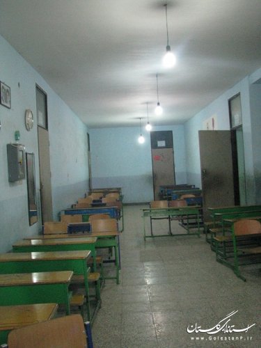 فرماندار کلاله از مدرسه ابتدایی روستای مالای شیخ کینگ لینگ بازدید کرد