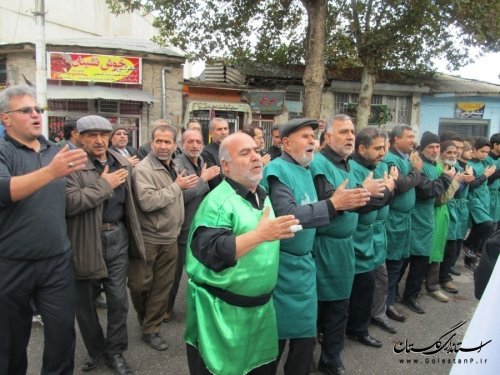حضور استاندار در عزاداری باشکوه و اقامه نماز ظهر عاشورا در رامیان