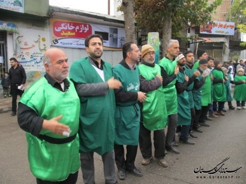 حضور استاندار در عزاداری باشکوه و اقامه نماز ظهر عاشورا در رامیان