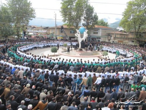 حضور استاندار در عزاداری باشکوه و اقامه نماز ظهر عاشورا در رامیان