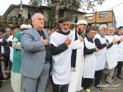 حضور استاندار در عزاداری باشکوه و اقامه نماز ظهر عاشورا در رامیان