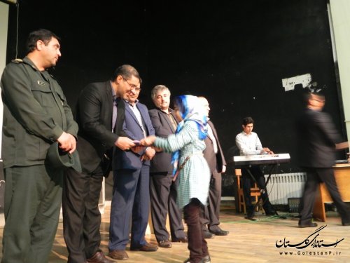 وزیری: سرآغاز تحقیق و پژوهش ، مطالعه است