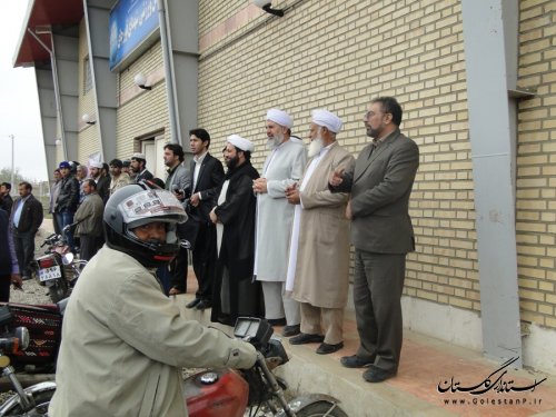 اهدای کلاه ایمنی به 80 نفر از موتورسواران روستای قورچای بخش مرکزی آزادشهر