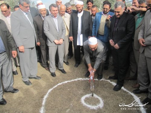 کلنگ زنی احداث مدرسه "خیر ساز" در روستای قرمسه شهرستان گمیشان