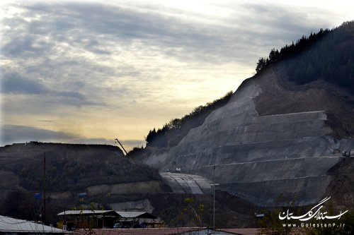 وزیر نیرو و استاندار گلستان از سد نرماب بازدید کردند 