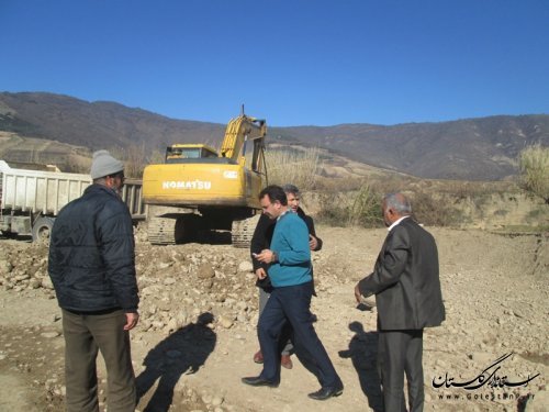 جلوگیری از برداشت بی رویه  مصالح  بستر رودخانه در صادق آباد گالیکش