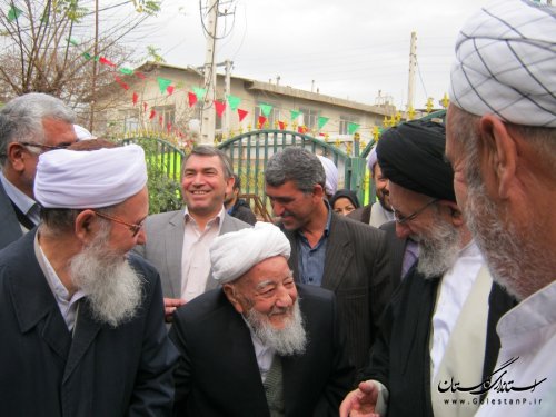 برگزاری همایش بزرگ وحدت با حضور علمای شیعه و سنی غرب استان در بندر ترکمن