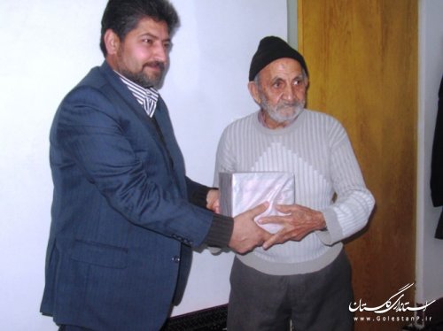 دیدار صمیمانه فرماندار کردکوی با خانواده شهدا و ایثارگران