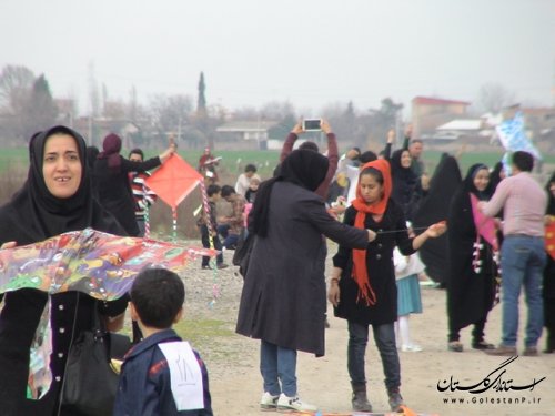 جشن بادبادک ها در علی آباد کتول برگزار شد