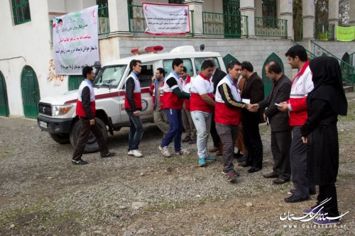 همایش جنگل نوردی اعضای جوانان جمعیت هلال احمر در استان گلستان برگزار شد 