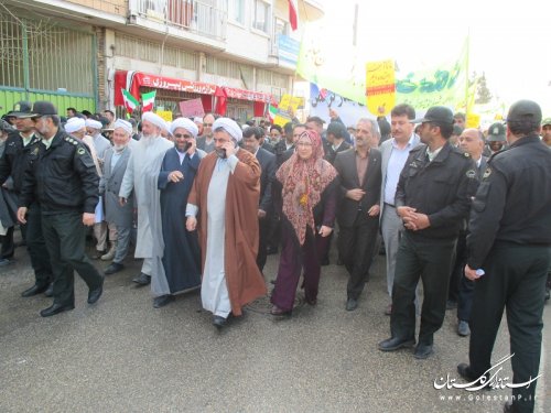 گزارش تصویری از حضور گسترده مردم بندرترکمن در راهپیمایی 22 بهمن