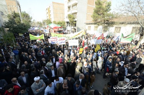 امروز ایران رمز و راز تمام انقلاب های جهانی شده است