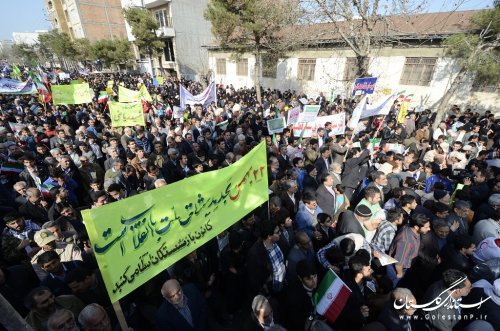 امروز ایران رمز و راز تمام انقلاب های جهانی شده است