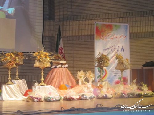 اهدای جهیزیه به 8 نوعروس کلاله ای