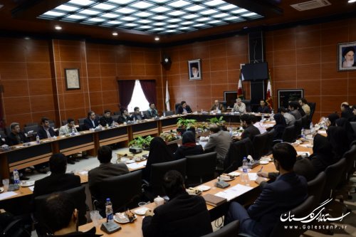 تشکیل پنج کمیته تخصصی مشاوران جوان در حوزه معاونت عمرانی استانداری