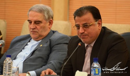 تقدیر از معاون سیاسی، امنیتی و اجتماعی استاندار در جلسه کمیته های برتر دهه فجر