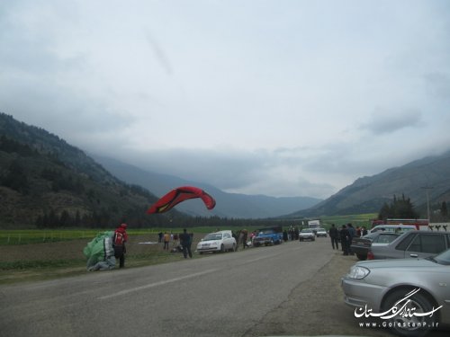 آغاز مسابقات کشوری پاراگلایدر در سایت پروازی رامیان