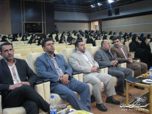 جامعه را از فاطمه ستایی به فاطمه شناسی سوق دهیم