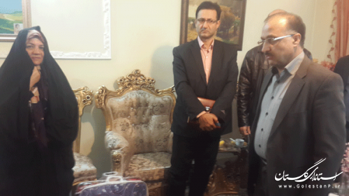 دیدار اعضای ستاد گرامیداشت هفته کار و کارگراز خانواده‎ شهدای کارگری گلستان