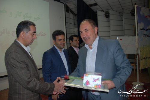 فرماندار کلاله به عنوان حامی سلامت استان معرفی و تقدیر شد