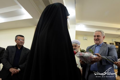 دیدار صمیمانه استاندار گلستان با فرزندان تحت سرپرستی بهزیستی