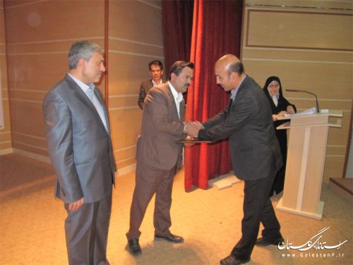 شوراها در همه بخشها باید نقش خود را ایفا کنند
