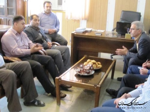 بازدید سرزده فرماندار کردکوی از ادارات تعاون روستایی و تعاون، کار و رفاه اجتماعی
