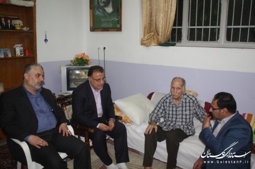 دیدار معاون استاندار با خانواده های شهیدان بهمنی نژاد و گرجی در گرگان