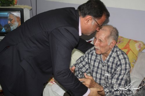 دیدار معاون استاندار با خانواده های شهیدان بهمنی نژاد و گرجی در گرگان