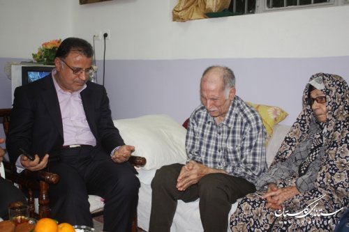 دیدار معاون استاندار با خانواده های شهیدان بهمنی نژاد و گرجی در گرگان