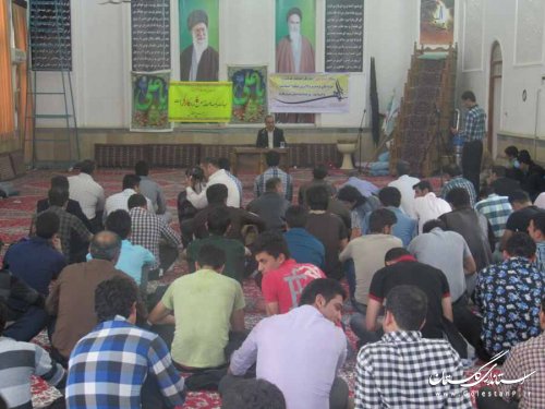 کارگران نمونه بندرگز تجلیل شدند
