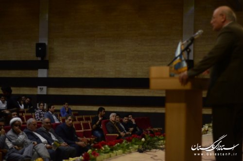 دکتر صادقلو بازوی توانمند برای توسعه گلستان است