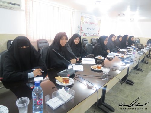 باید در راستای پرکردن اوقات فراغت بانوان و توانمندسازی آنها تلاش کنیم