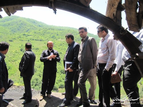 نبض تولید و اقتصاد جامعه در دستان پرتوان کارگران است