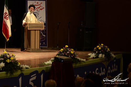 خیرین مدرسه ساز شجره قدرتمندی در نظام اسلامی هستند