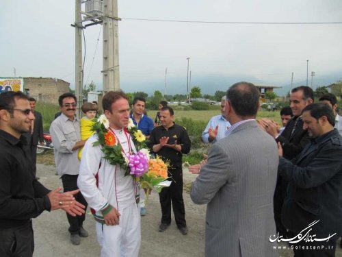 مدال آور نوکنده ای مسابقات رزمی جهان مورد استقبال قرار گرفت