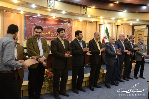 در کارگروه ها از مشاوران جوان بصورت جدی استفاده شود