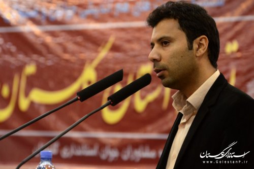 در کارگروه ها از مشاوران جوان بصورت جدی استفاده شود